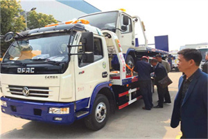 竹溪汽车道路救援拖车价格